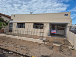 Casa para locação 100m² com 3 quartos em Dracena-SP