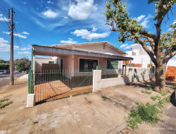 Casa para locação 140m² com 3 quartos em Dracena-SP