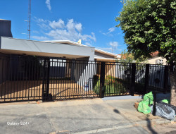 Casa para locação 150m² com 3 quartos em Dracena-SP