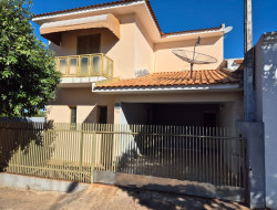 Casa para locação 160m² com 2 quartos em Dracena-SP
