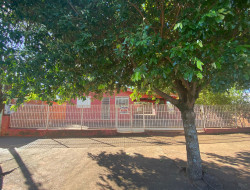 Casa para locação 90m² com 2 quartos em Ouro Verde-SP