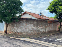 Casa para venda 110m² com 2 quartos em Dracena-SP