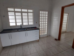Casa para venda 120m² com 3 quartos em Dracena-SP