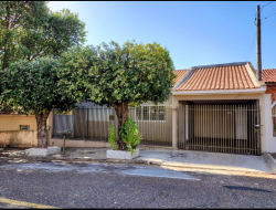 Casa para venda 125m² com 3 quartos em Dracena-SP