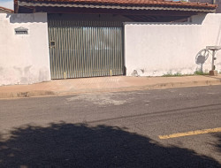 Casa para venda 132m² com 2 quartos em Dracena-SP