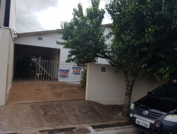 Casa para venda 149m² com 3 quartos em Dracena-SP