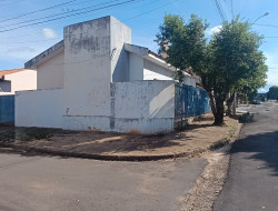 Casa para venda 150m² com 3 quartos em DRACENA-SP