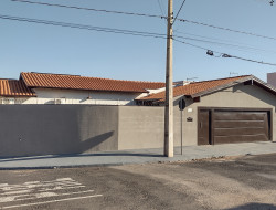 Casa para venda 190m² com 3 quartos em Dracena-SP