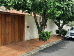 Casa para venda 200m² com 4 quartos em Dracena-SP