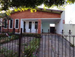 Casa para venda 202m² com 3 quartos em Tupi Paulista-SP