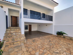 Casa para venda 210m² com 03 quartos em Dracena/SP-SP