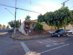 Casa para venda 215m² com 3 quartos em Dracena-SP