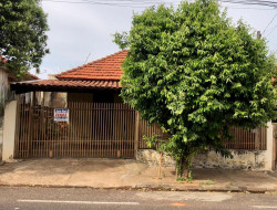 Casa para venda 246m² com 3 quartos em Dracena-SP