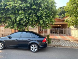 Casa para venda 266m² com 3 quartos em Tupi Paulista-SP