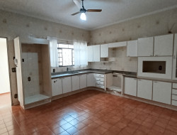 Casa para venda 294m² com 4 quartos em DRACENA-SP