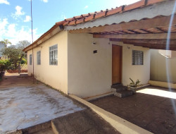 Casa para venda 363m² com 2 quartos em Dracena-SP