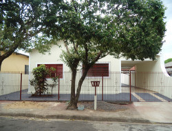 Casa para venda 97m² com 2 quartos em Dracena-SP