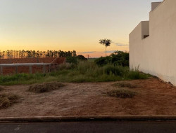 Lote para venda 180m² com 0 quarto em Dracena-SP