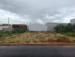 Lote para venda 180m² com 0 quarto em Dracena/SP-SP